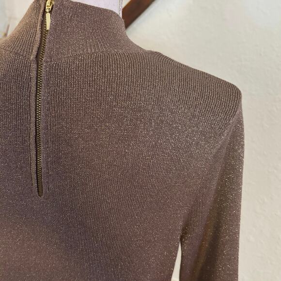 Chicos Travelers Size 1 US M Gold Metallic Sweater Tunic Top - Picture 4 of 7
